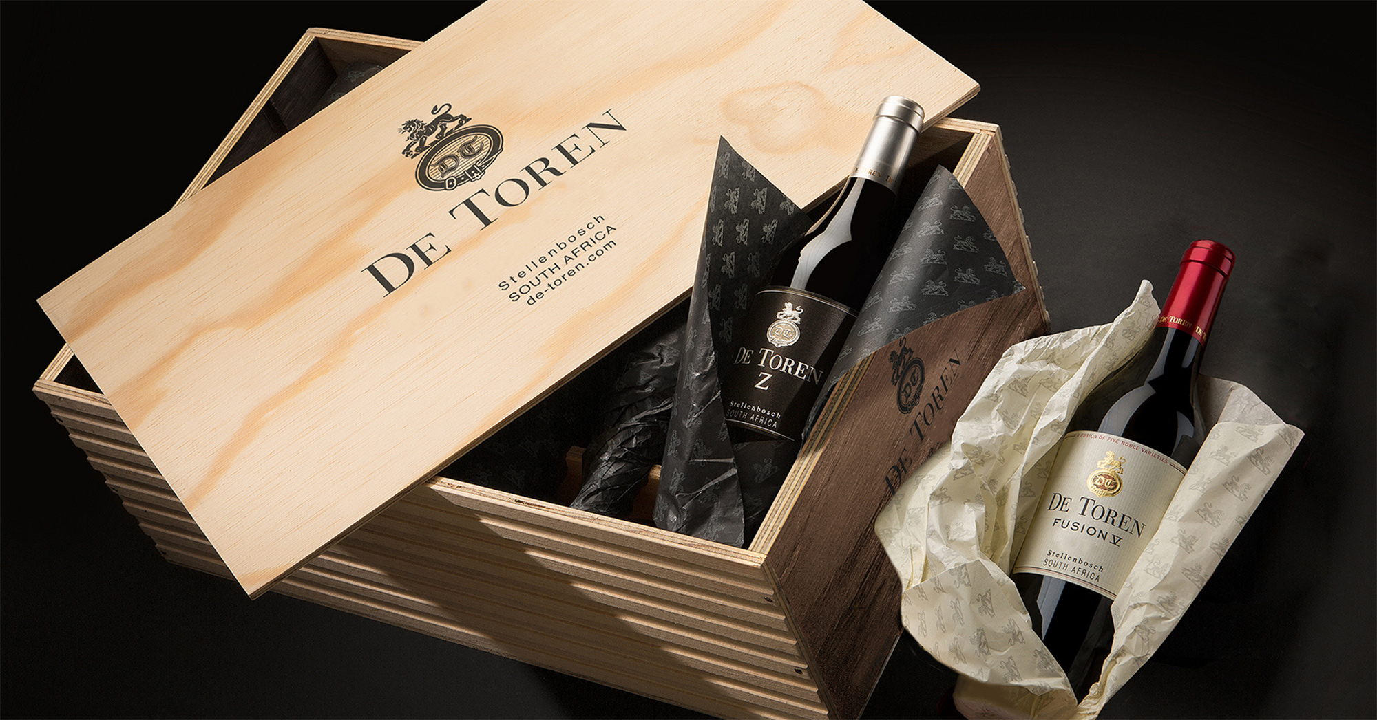 De Toren Experience - wines presented in their exclusive wooden cases