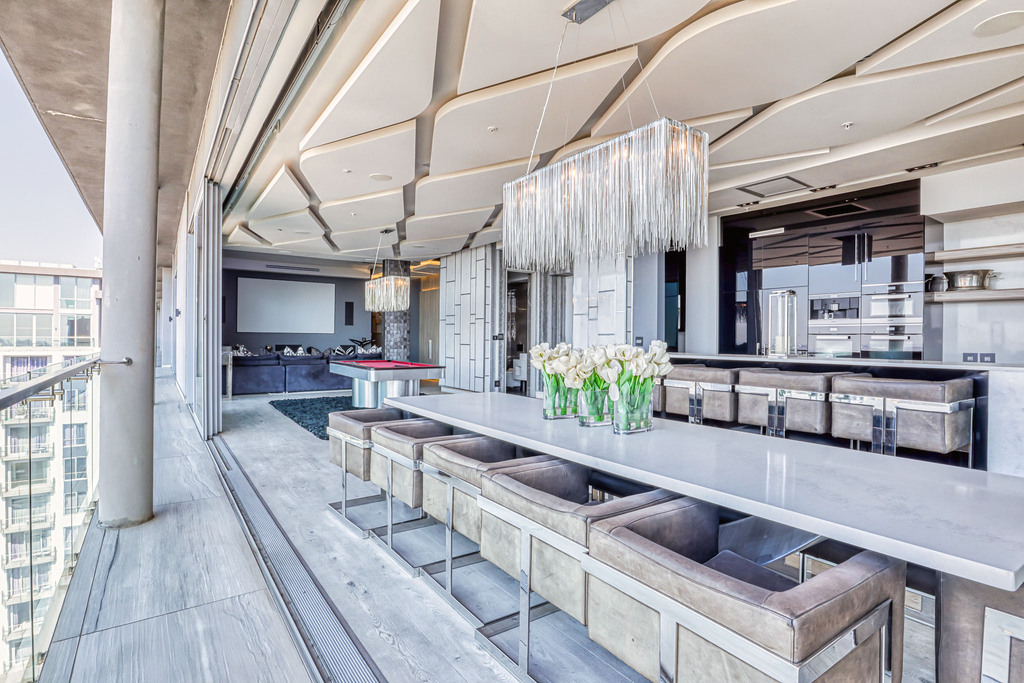The Capital on Park - A posh penthouse worthy of a Billionaire - Penthouse Retain Worthy View